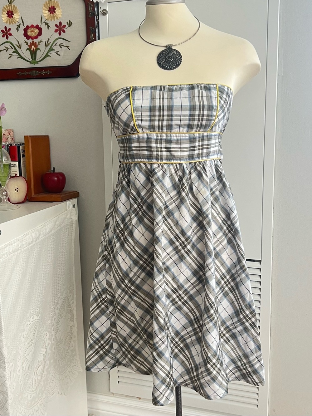 Y2K Drama Gold white and gray plaid cotton strapless dress with yellow trim